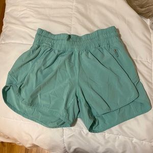 Lululemon Shorts size 6